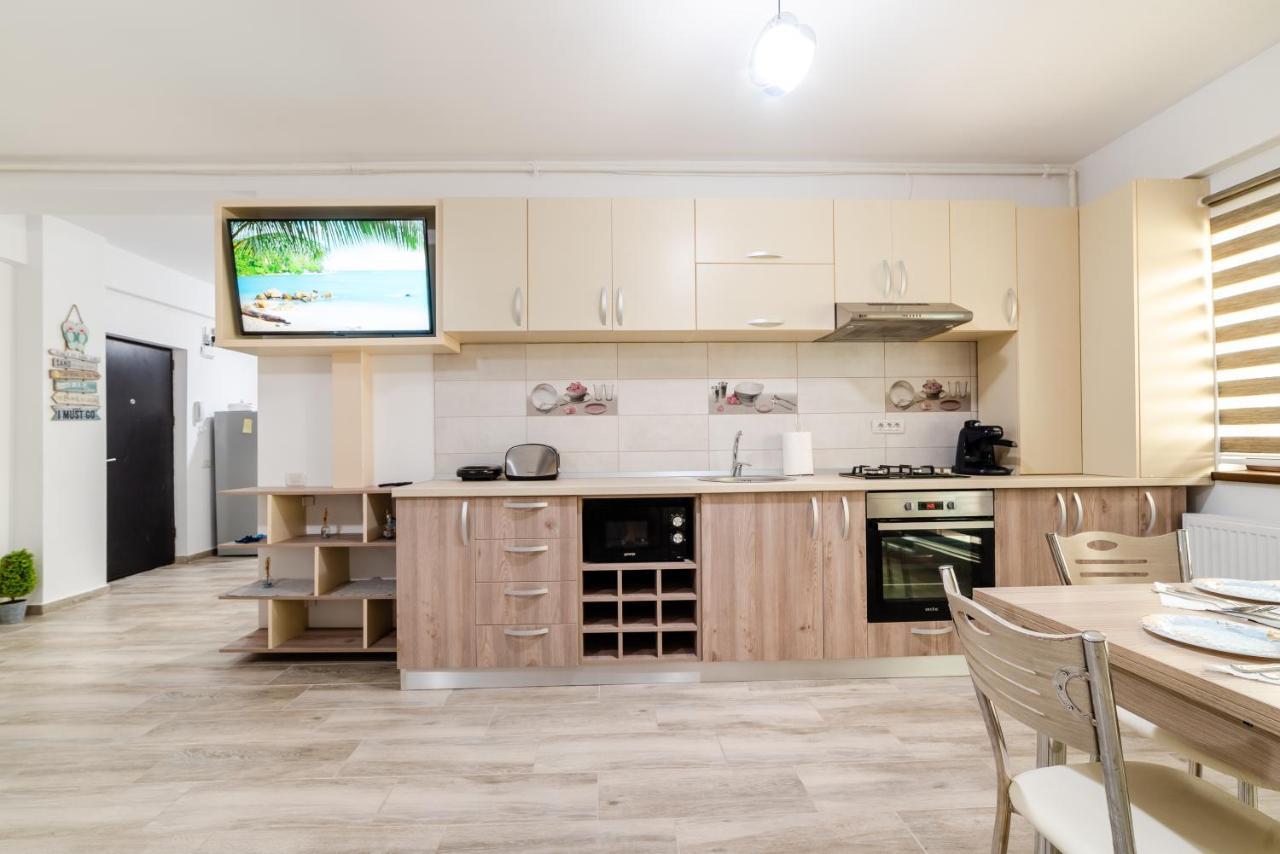 Derya Suites - Mamaia Nord Navodari Ngoại thất bức ảnh