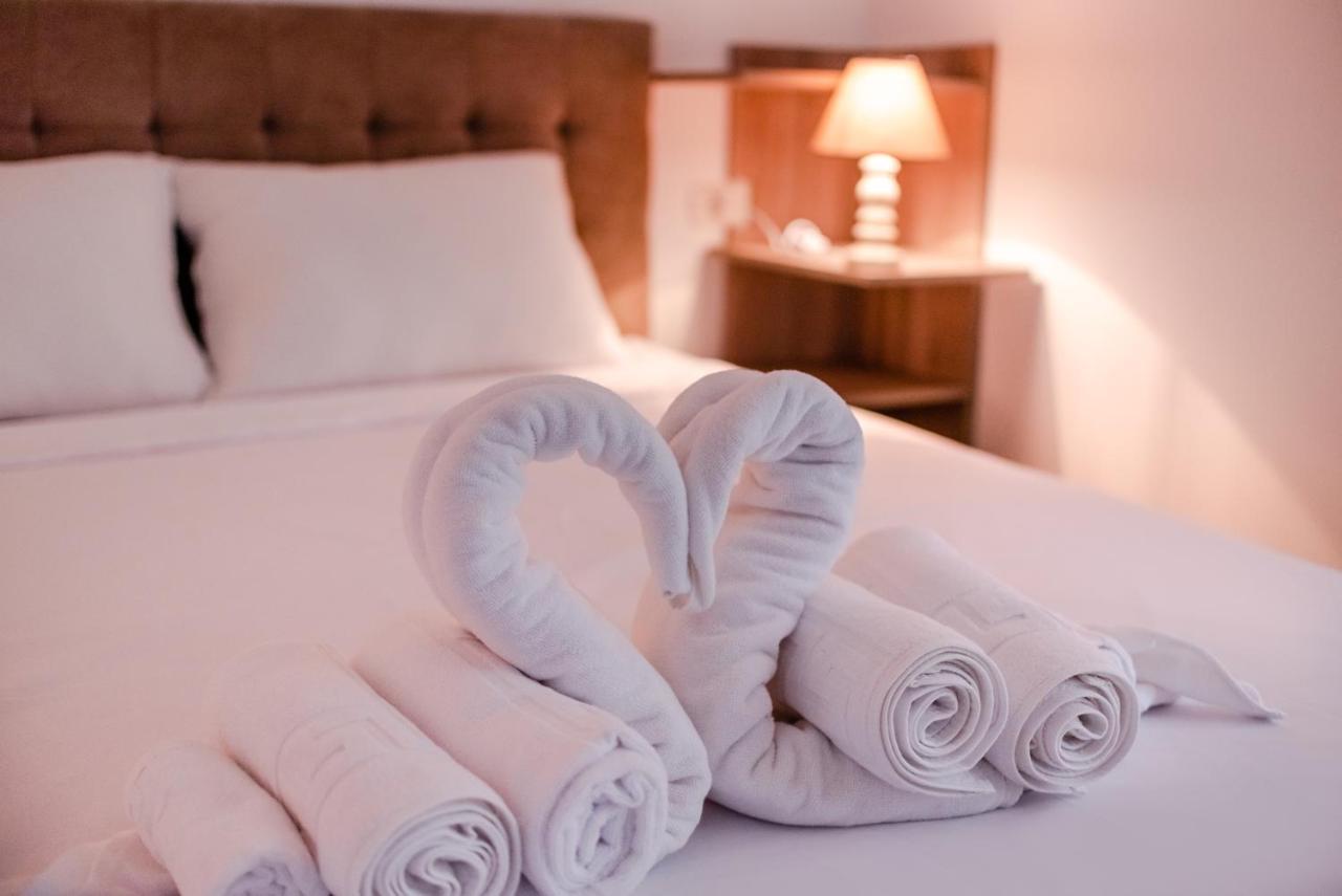 Derya Suites - Mamaia Nord Navodari Ngoại thất bức ảnh